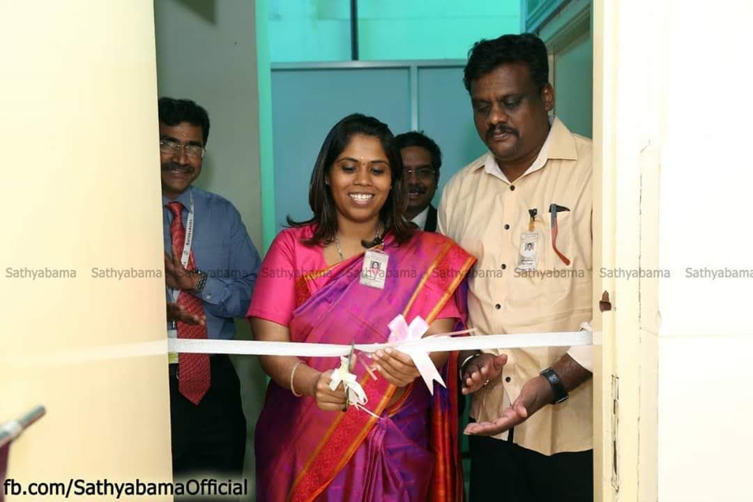 Peripheral center opening at Semmanchery 